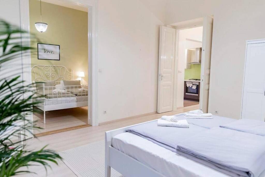 Apartamento Sweet Relax House Budapest Exterior foto